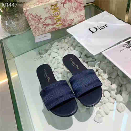 Dio Slipper