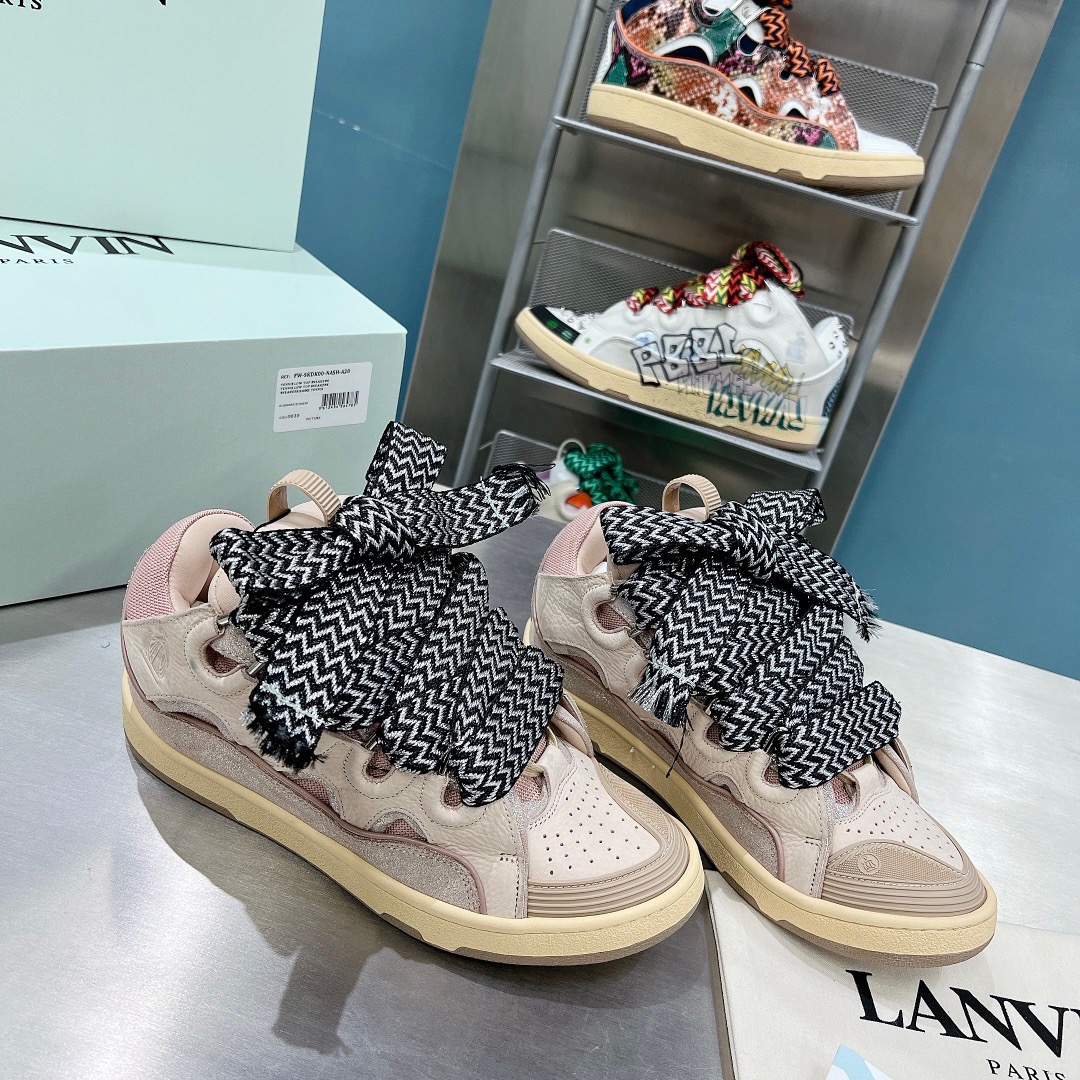 Lanvon Leather Curb 5