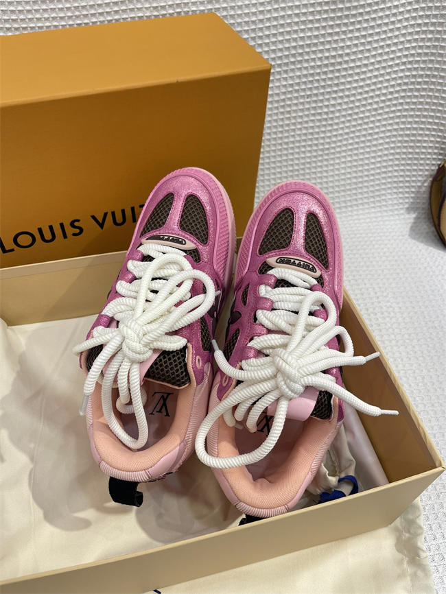 Lv Trainer Sneaker 54