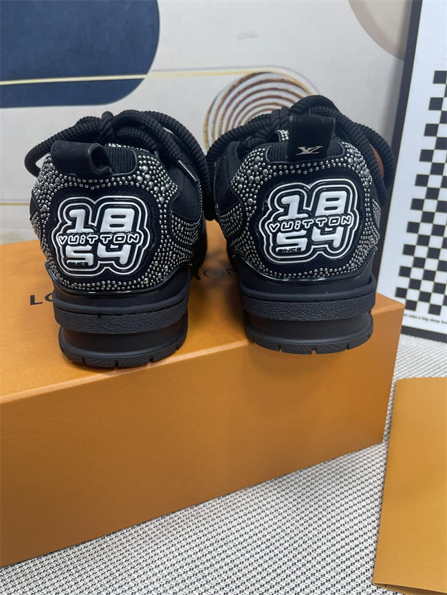 Lv Trainer Sneaker 82