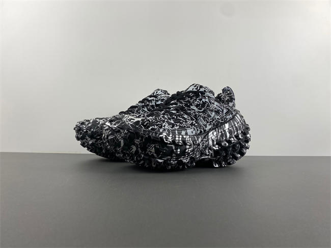 Balenciaga 685613-W2RG1 9015