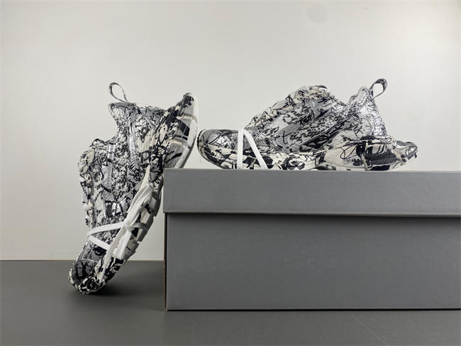 BALENCIAGA -PHANTOM SNEAKER 734734 W2RG3 9010