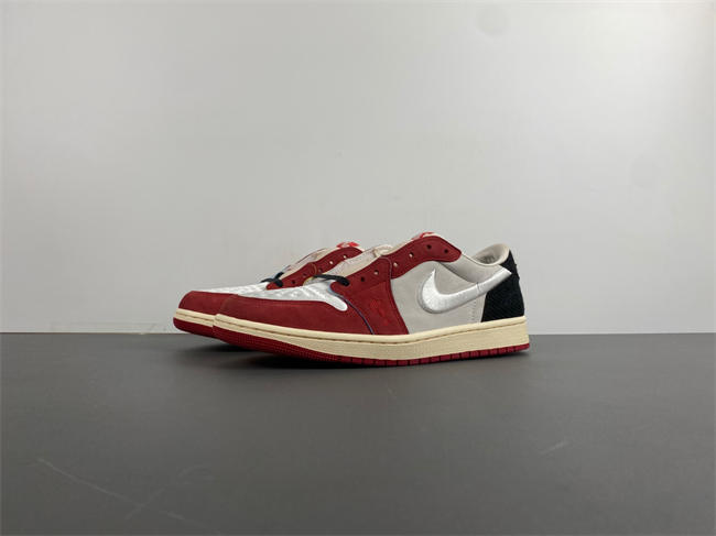 Trophy Room x Air Jordan 1 Low OG “Rookie Card: Home” HV6157-100
