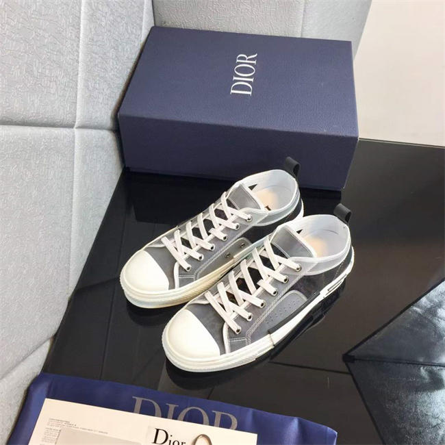 Dior Sneaker