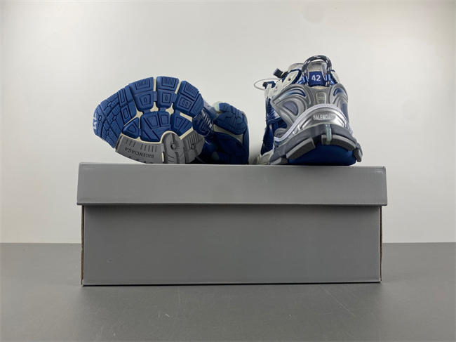 7.5Balenciaga 772774-WRUNG 2410