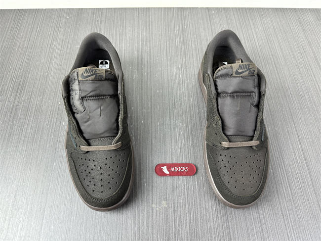 Travis Scott x Air Jordan 1 Low OG DM7866-202