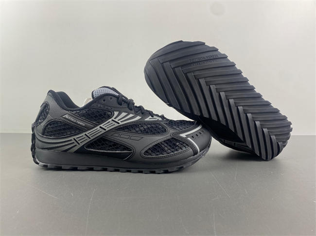 Bottega Veneta Orbit Surf 741357 V2X40 1000