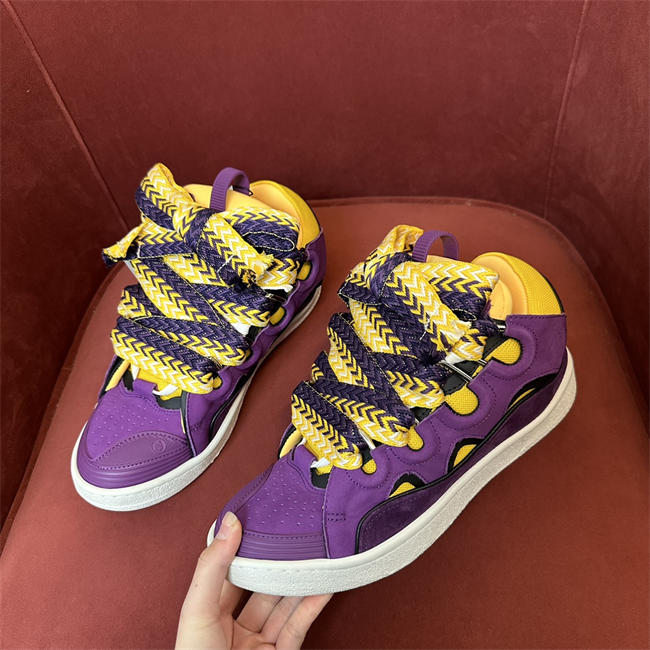 Lanvon Curb Sneaker 82