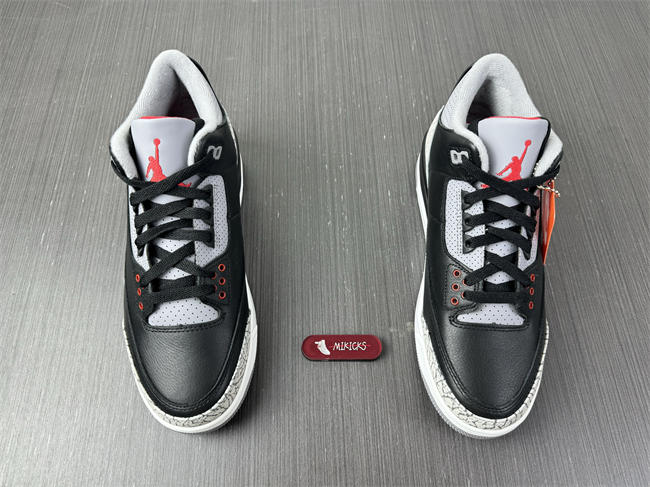 Air Jordan 3 OG “Black Cement” DN3707-010