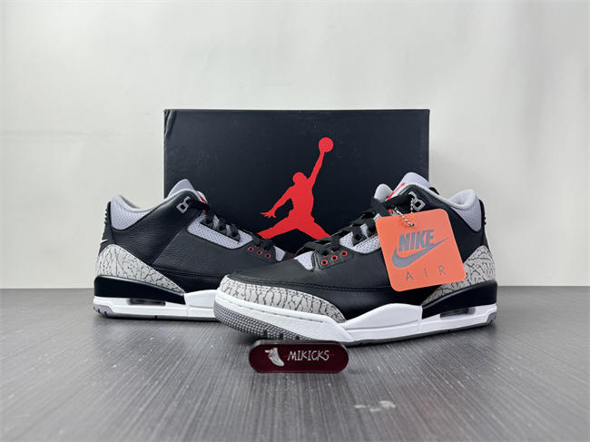 Air Jordan 3 OG “Black Cement” DN3707-010