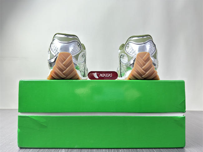 Bottega Veneta Orbit Surf  741357 V2X40 2848