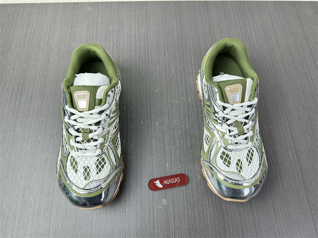 Bottega Veneta Orbit Surf  741357 V2X40 2848