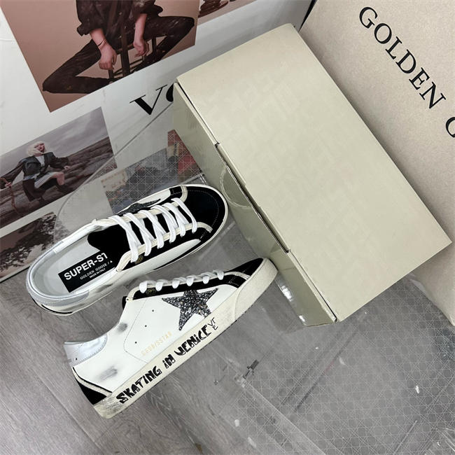 Golden Goose Sneaker