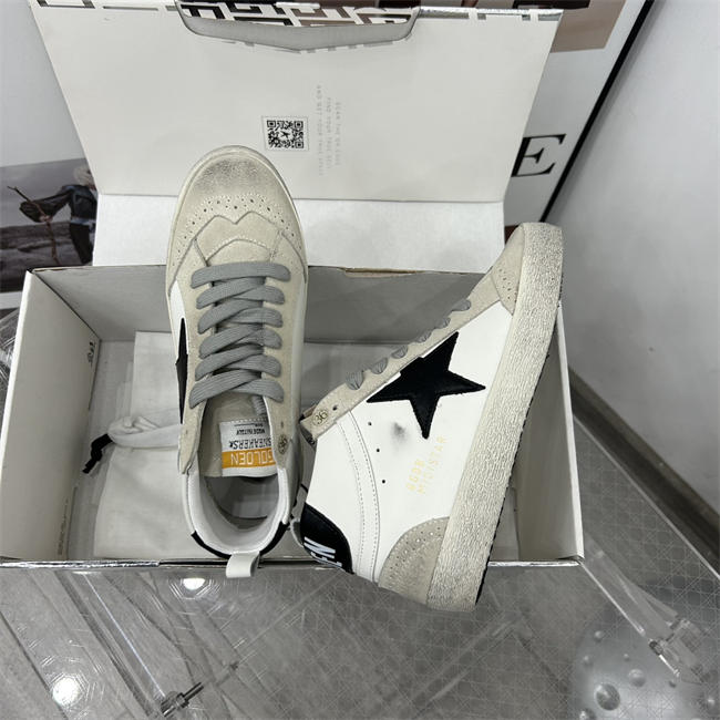 Golden Goose Sneaker