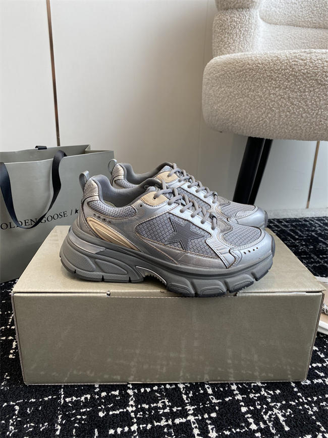 Golden Goose Sneaker