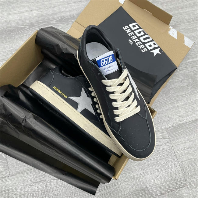 Golden Goose Sneaker