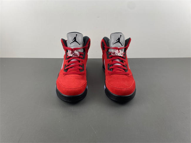 Air Jordan 5 “Raging Bull”  DD0587-600