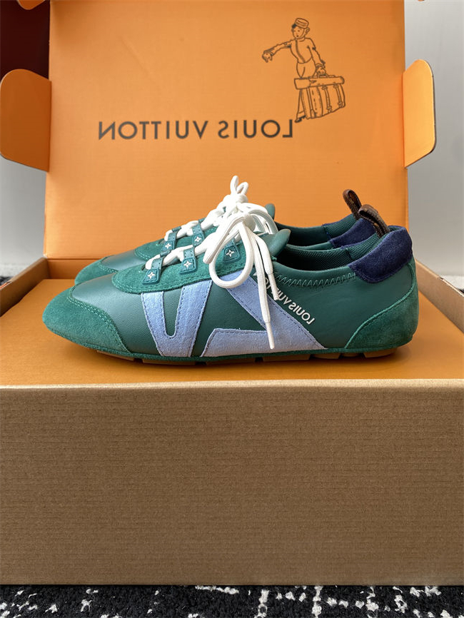 LV Sneakerina