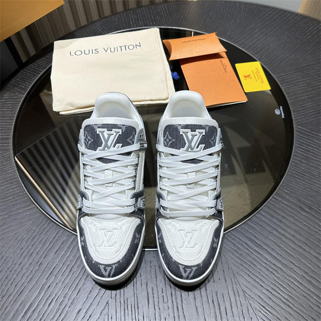 LV Trainer Sneaker