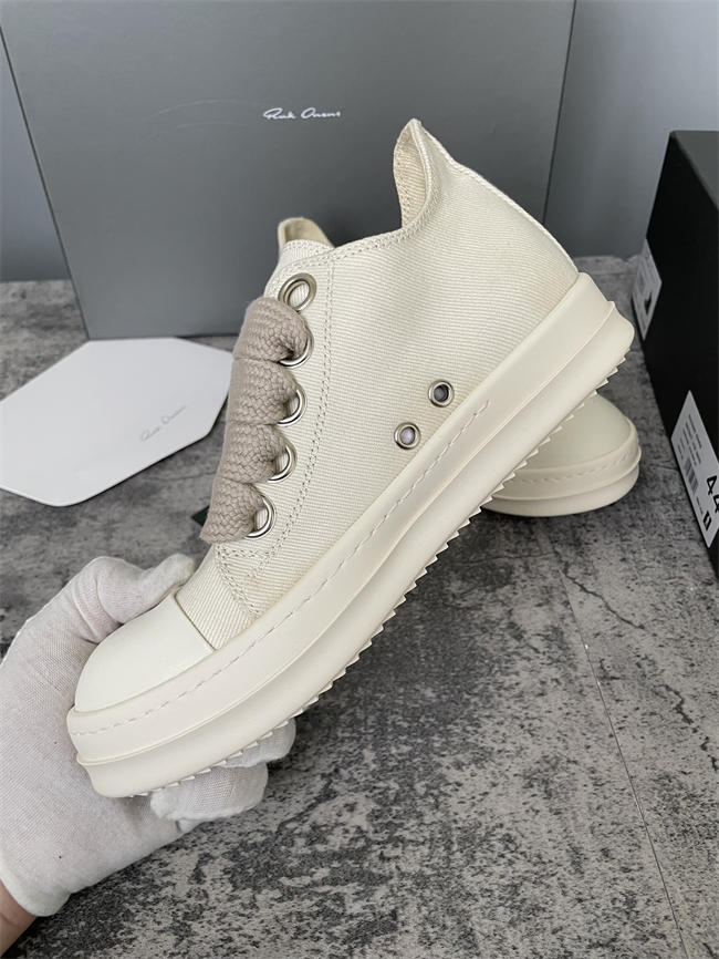 Rick Owens Low Sneaker 37