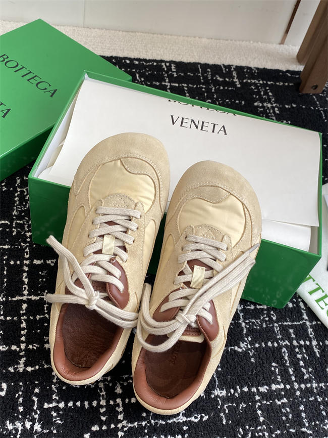 Bottega Veneta Orbit Flash Sneaker