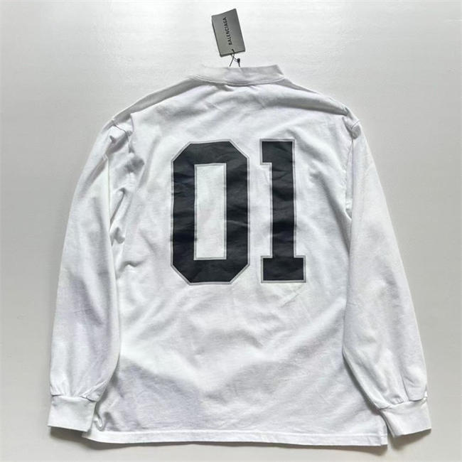Balenciaga Long Sleeve T-shirt