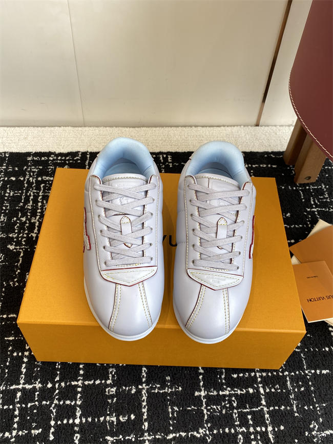 Lv Sneaker