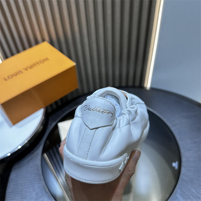 Lv Sneaker