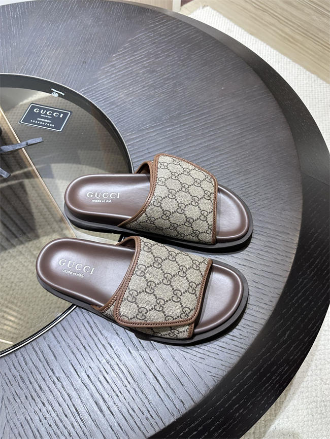 Gucci Slide 88